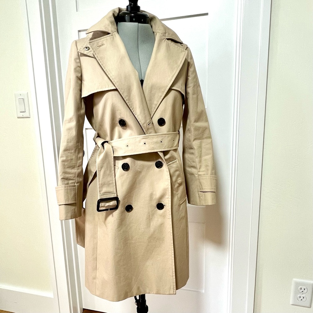 J.Crew Petite New Icon Trench Size 2P Vintage Khaki EUC